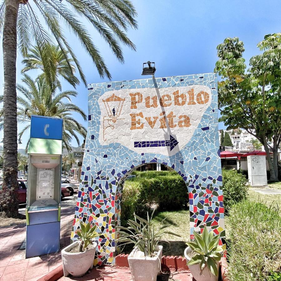 Apart Aleire Pueblo Evita Benalmádena Exterior foto